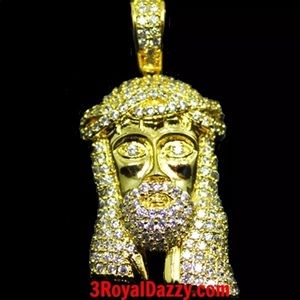 Mens 3D Jesus Face  gold layer on 925  Charm