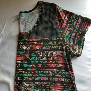 3x Lularoe Classic T