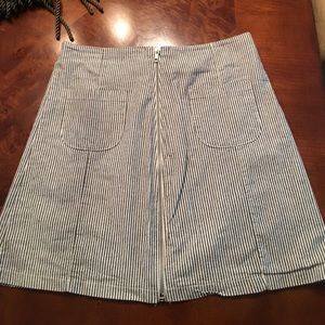 Brandy Melville Patterned Zip-Front Skirt
