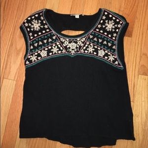 American Eagle black top w/ crochet