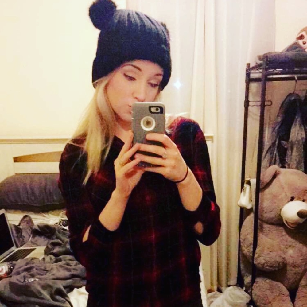 Meet your Posher, Nina