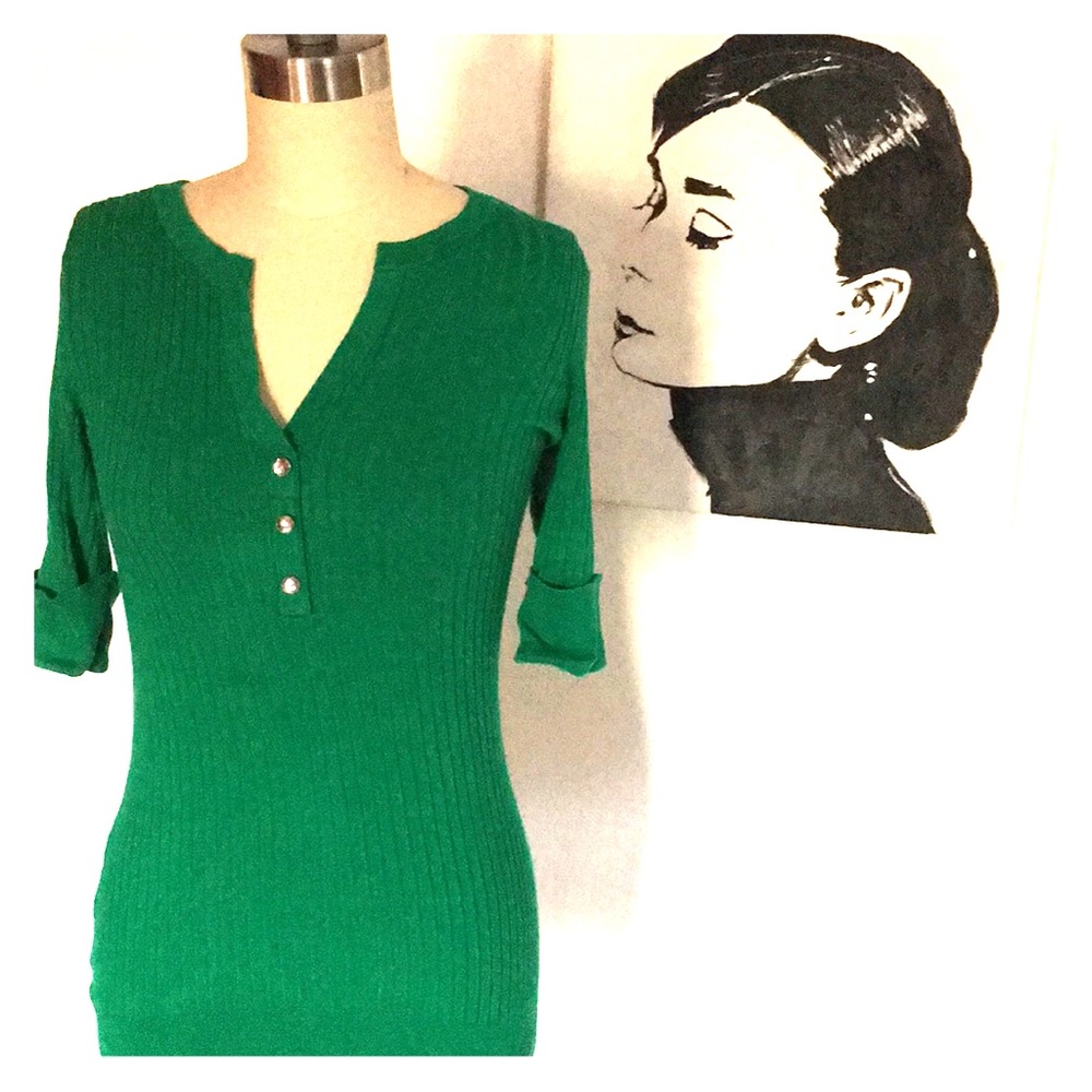 V neck green holiday sweater w/ rhinestone buttons