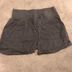 Maternity shorts