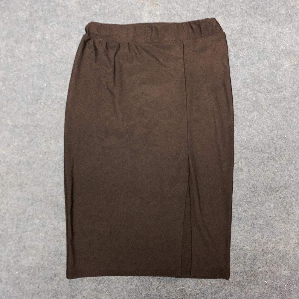 Charlotte Russe Large Knee Length Skirt Black