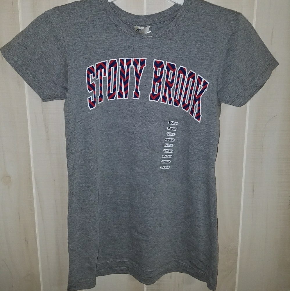 Stony Brooky University T shirt