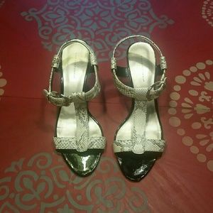 Predictions snake print sandals