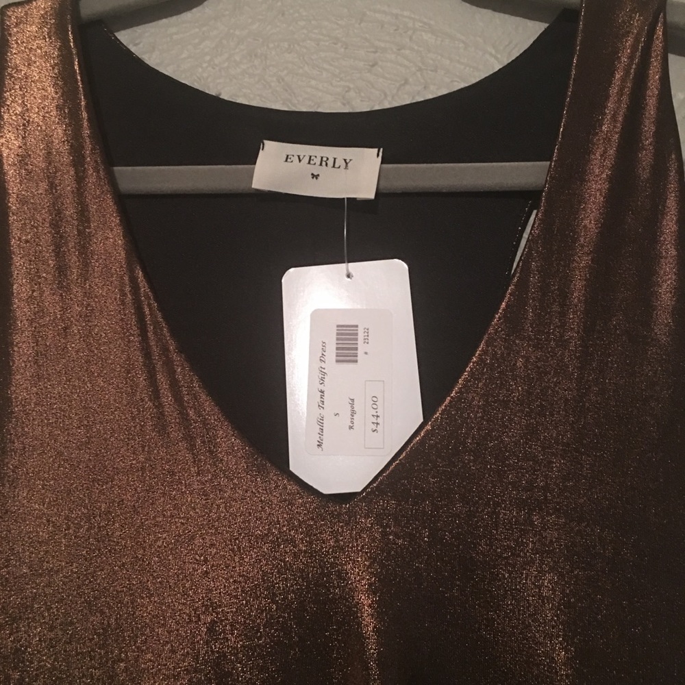Metallic tank - Picture 3 of 3