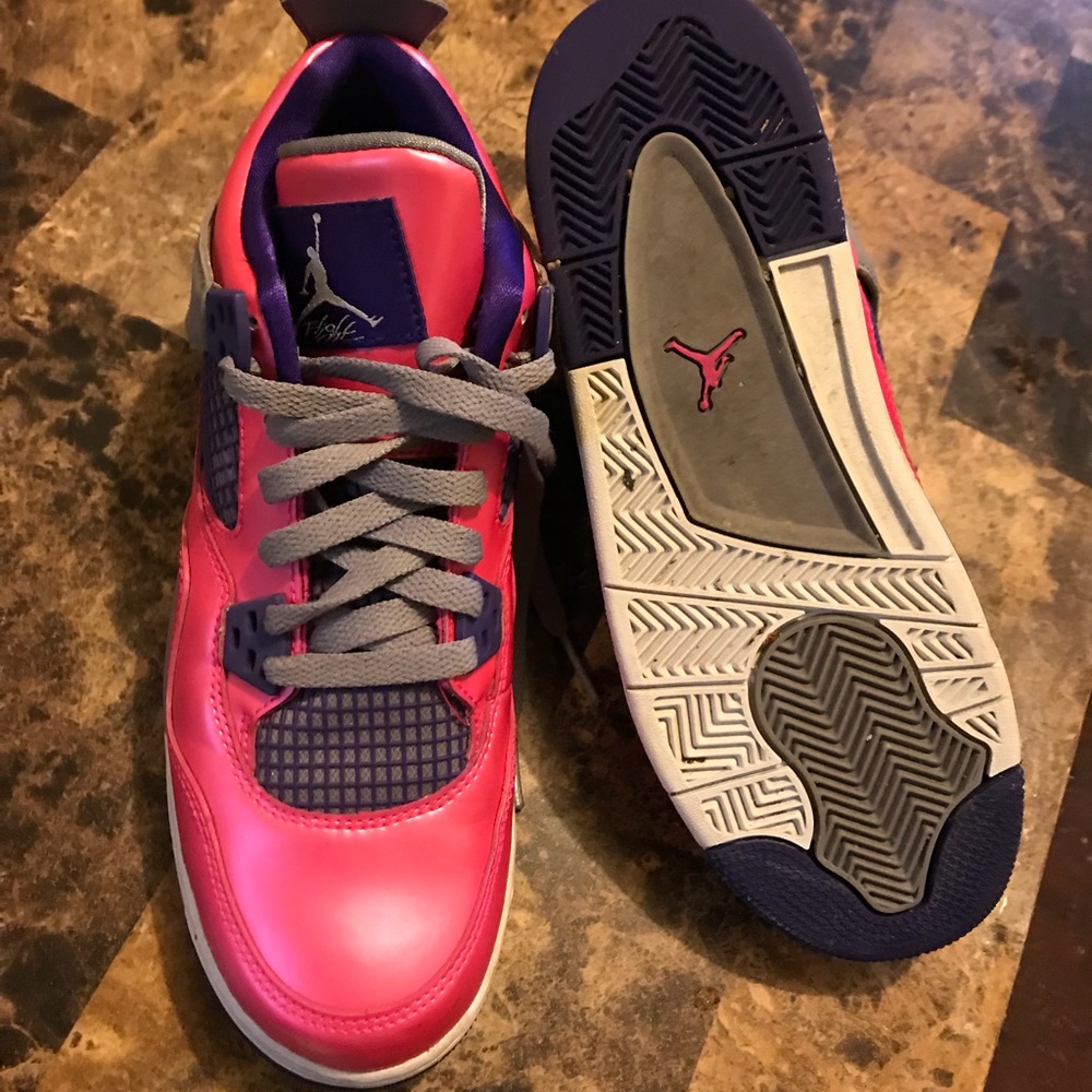 Girls Jordan 4s