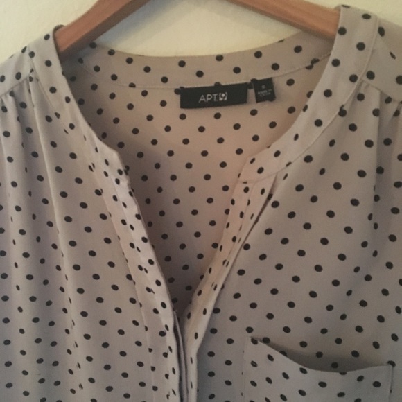 Apt 9 beige polka dot blouse- GREAT work basic! - Picture 5 of 5