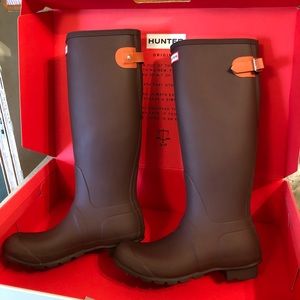 Brand new in box hunter rain boots.