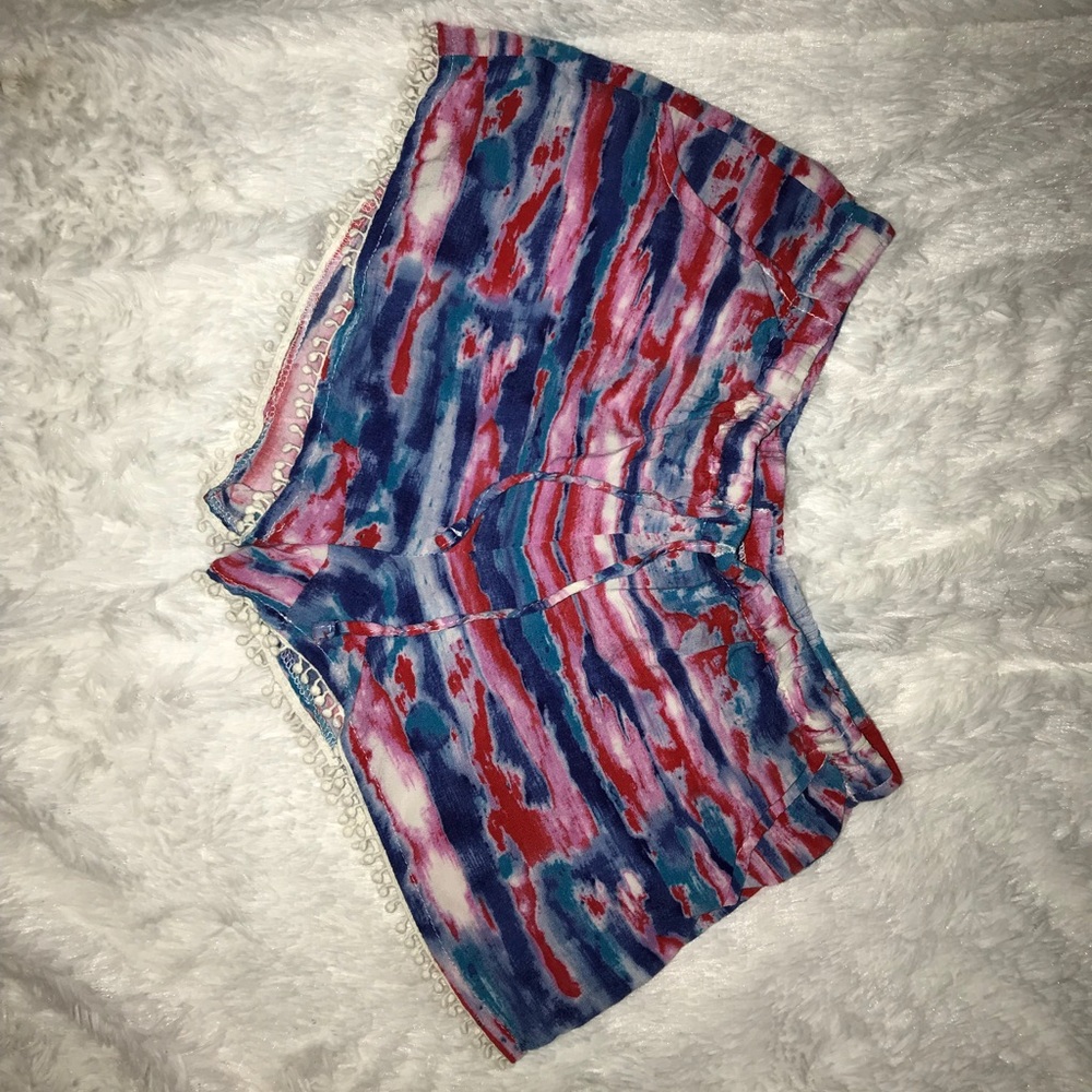 NoBoundaries shorts