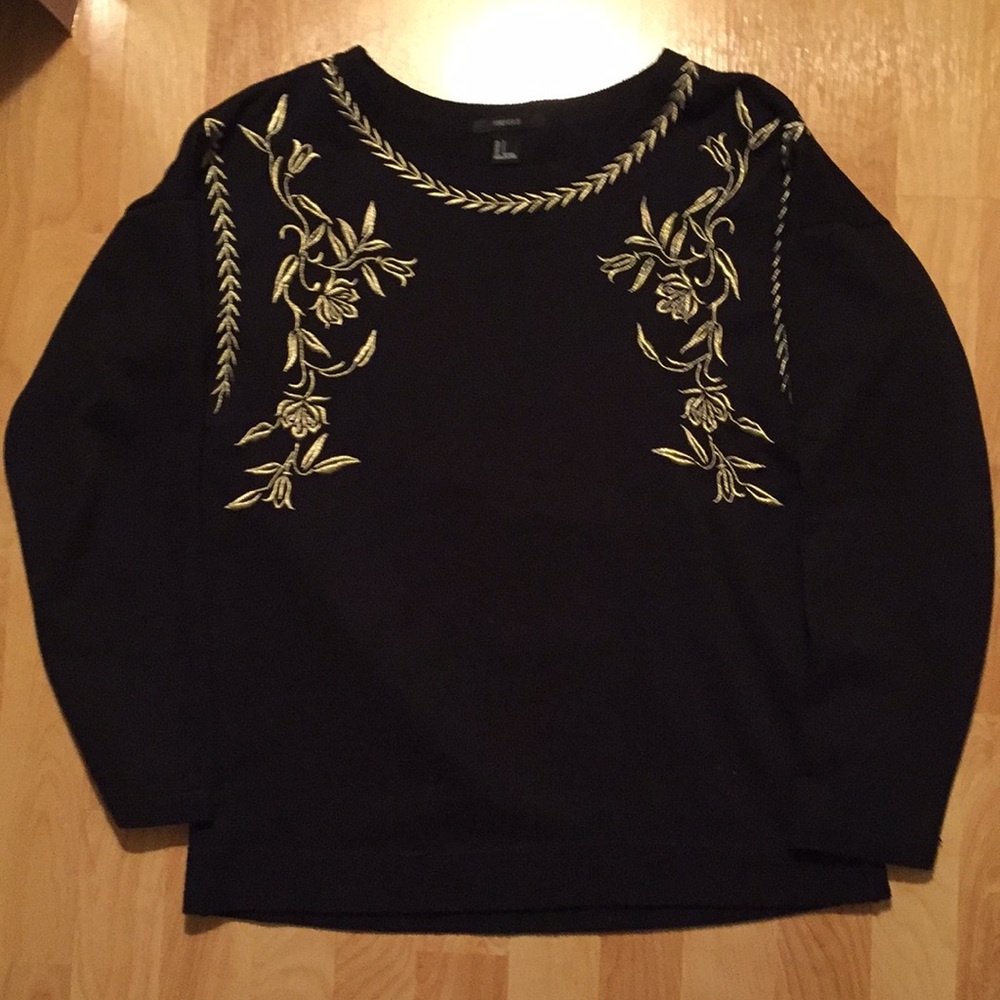 NWOT Forever 21 black & gold crew neck sweatshirt