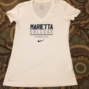 Marietta college Nike dry fit small