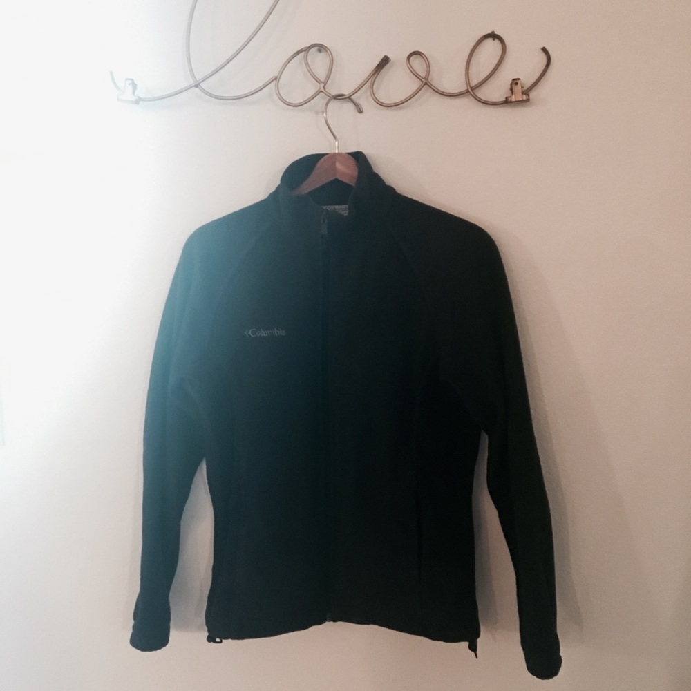 CLASSIC Columbia black fleece! Great condition!
