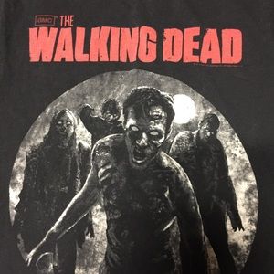The Walking Dead zombie tee shirt small men's