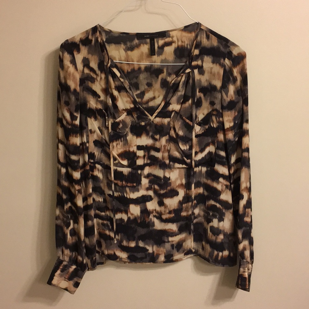 Bcbg Maxazria 100% silk blouse multicolor