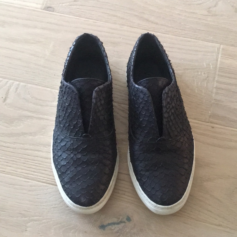 Vince “Nelson” Slip-ons, black snakeskin