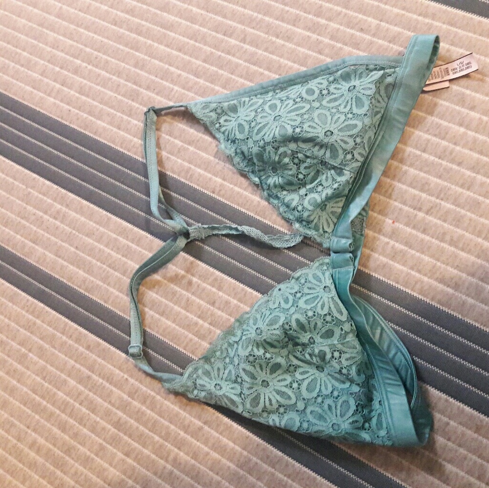 Victoria's secret turquoise lace bralette size L
