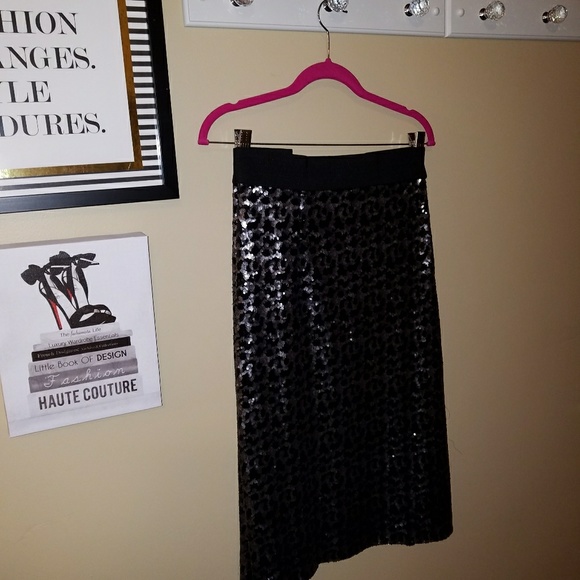Lane Bryant Dresses & Skirts - 💝PLUS💝❤Lane Bryant Sequin Skirt