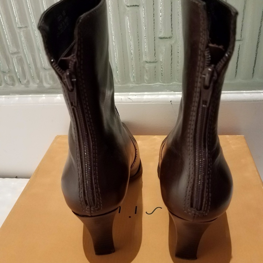 Unisa Leather Ankle Boots - Picture 6 of 7