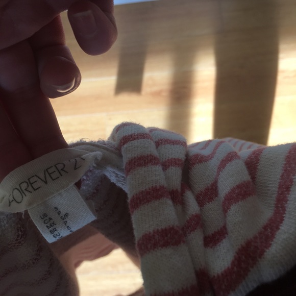 Cute Stripped Cropped Sweatshirt - Picture 4 of 5