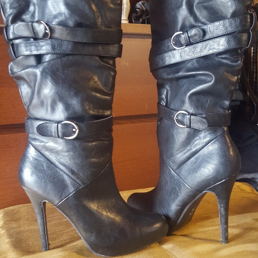Slouchy straps high heeled boots