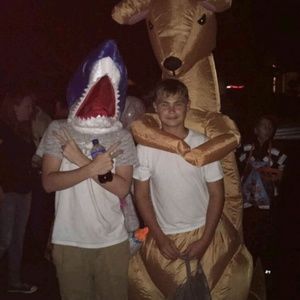 Meet your Posher, Cameron