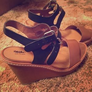 Black and Tan wedge sandals