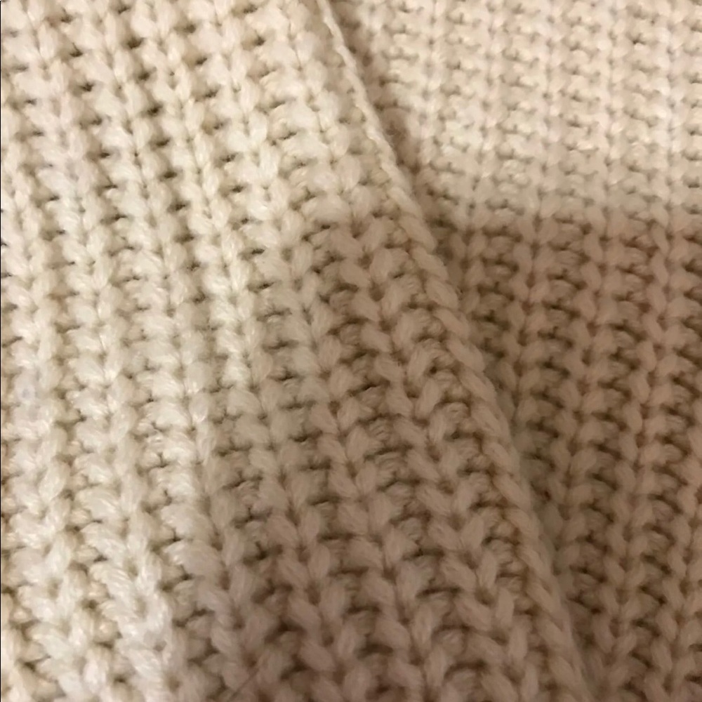 LA sweater - Picture 3 of 3