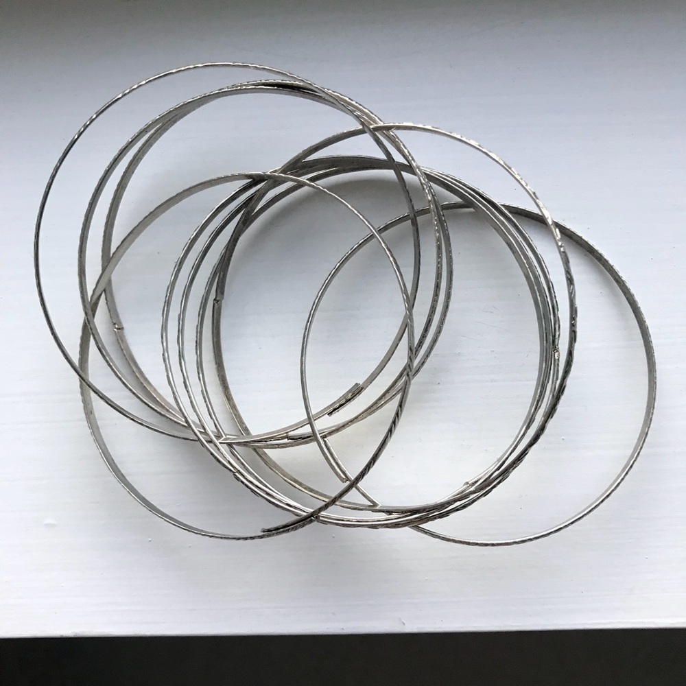 Vintage Thin Silver Interlocking Bangle Bracelets - image 2