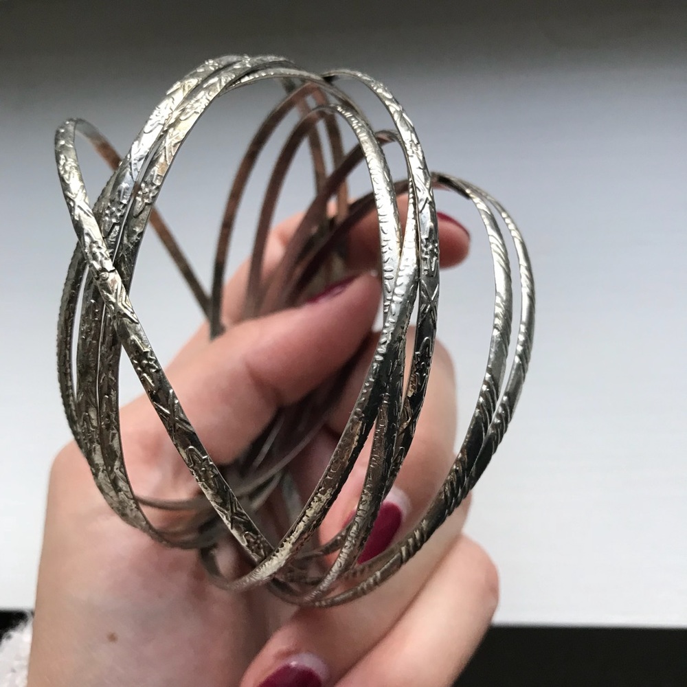 Vintage Thin Silver Interlocking Bangle Bracelets - image 5