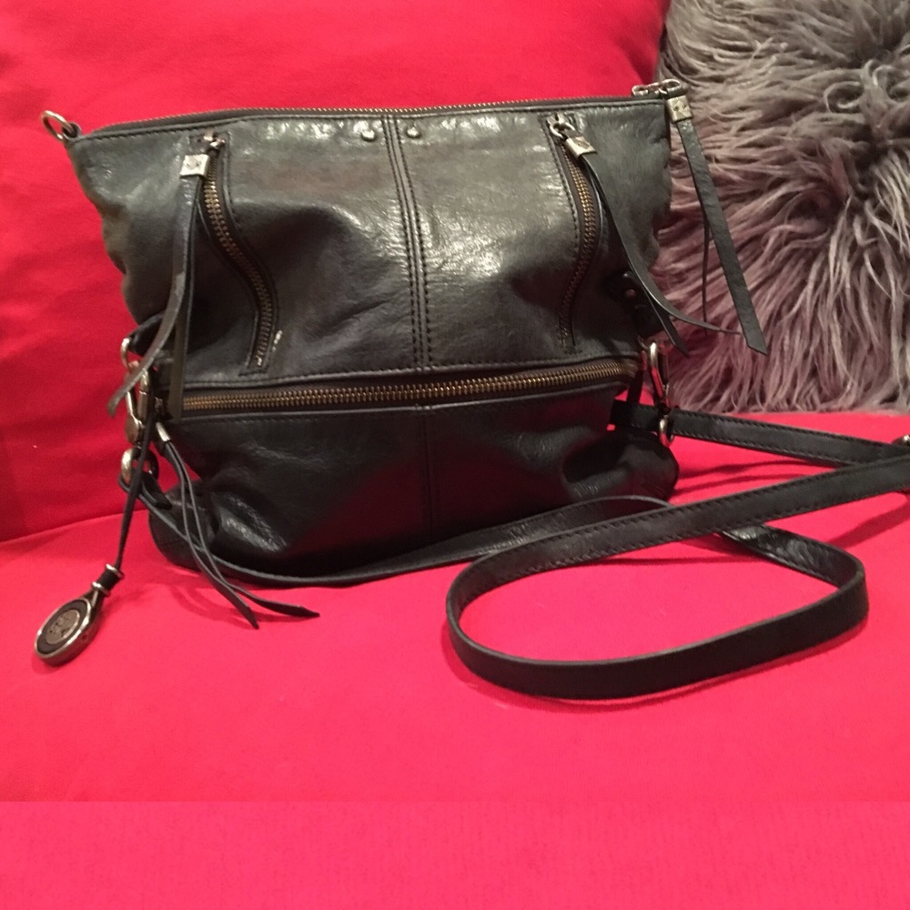 The Sak 🖤 real leather crossbody