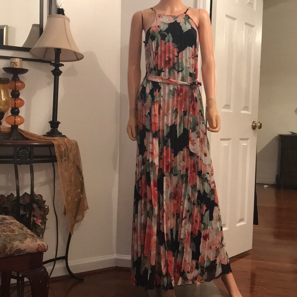 Beautiful maxi dress floral print