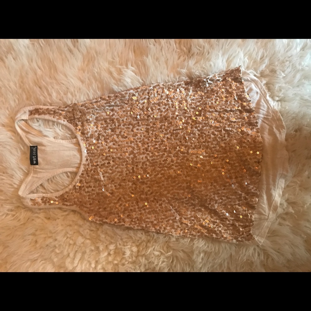 Sparkly top ✨ NO SHIPPING FEE
