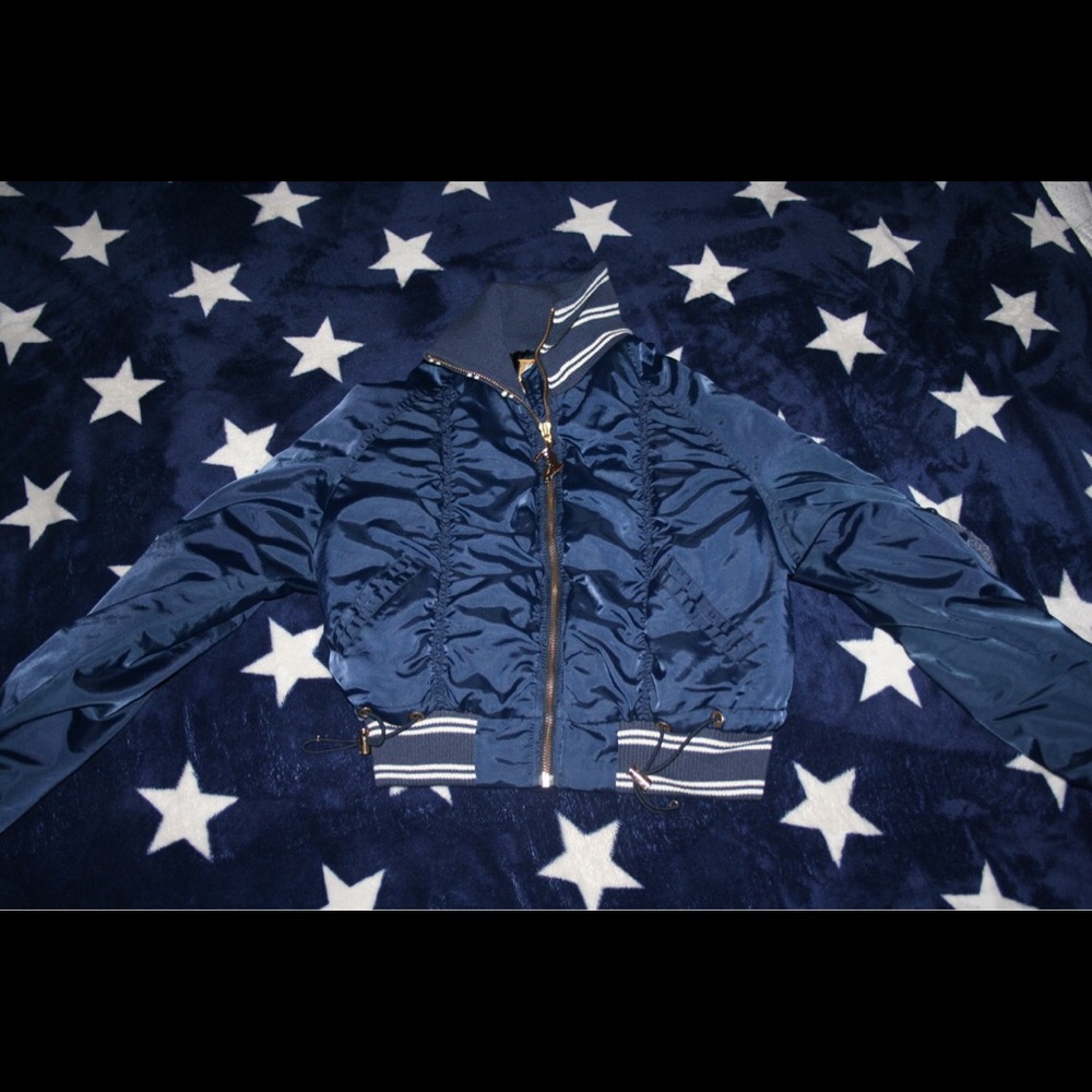 Bomber jacket - Picture 1 of 2