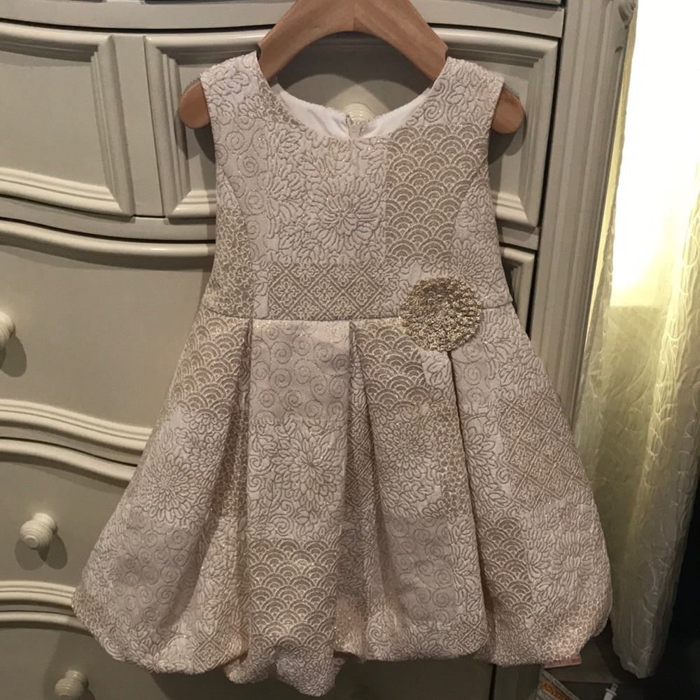 dress for girls Size 4
