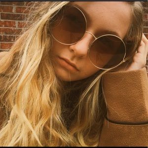 Meet your Posher, Lindsay