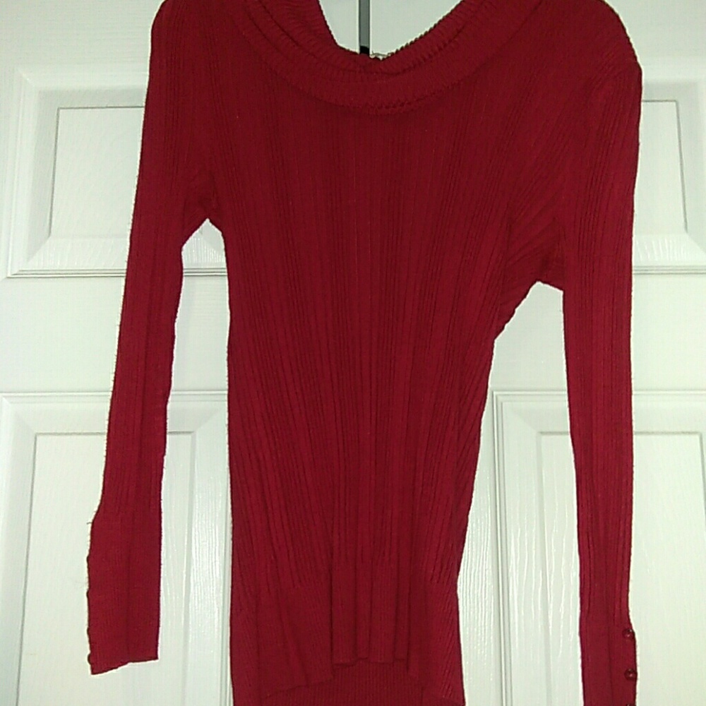 Long sleeve sweater