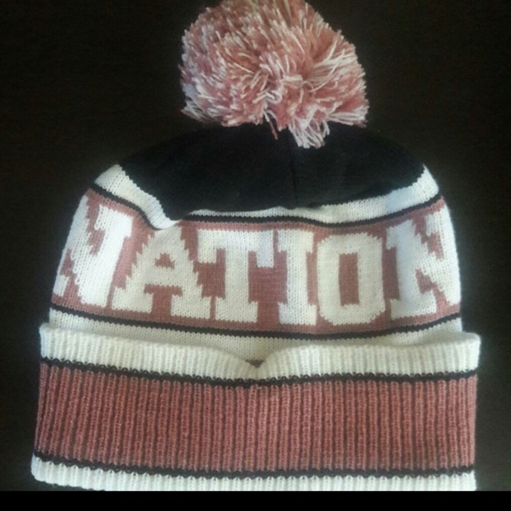 VICTORIA SECRETS PINK FUZZY HATS - Picture 3 of 3