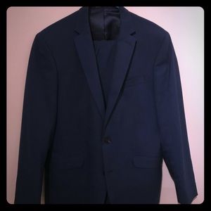 Reaction by Kenneth Cole Suit Set
