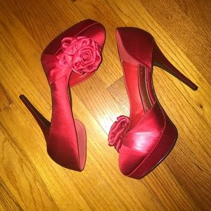 NEW Red satin bakers flower toe heels. Size 11
