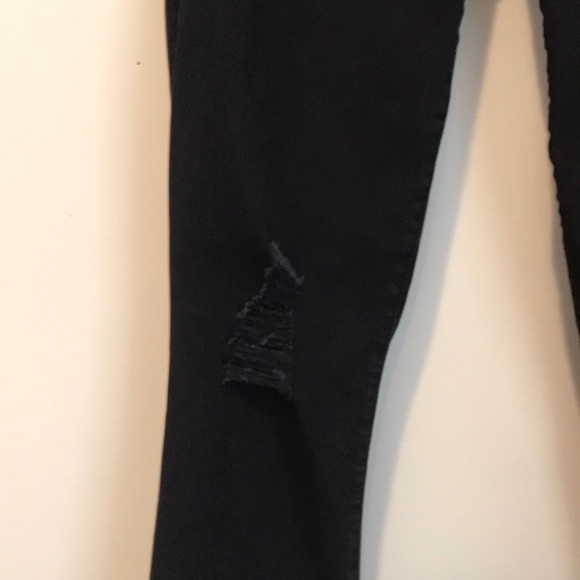 GAP Distressed Skinny Jeans - Picture 3 of 8