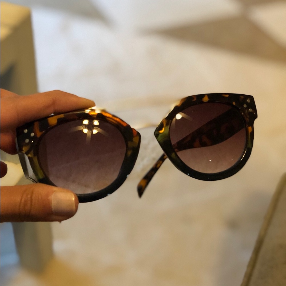 Loft two toned sunglasses- worn once