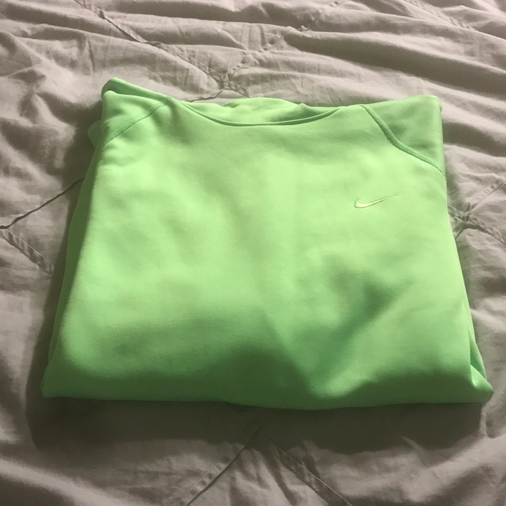 Nike Therma-Fit Sweatshirt