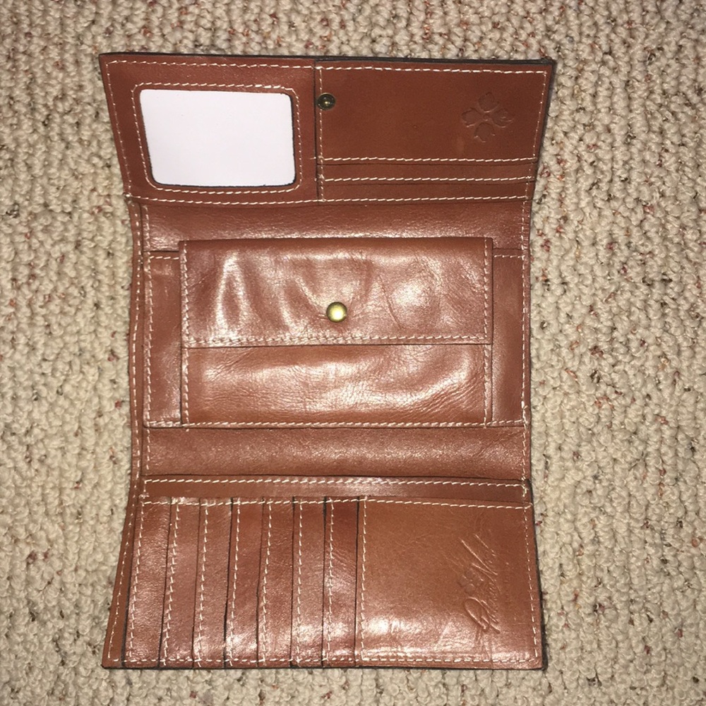 Brand new flower-etched Wallet