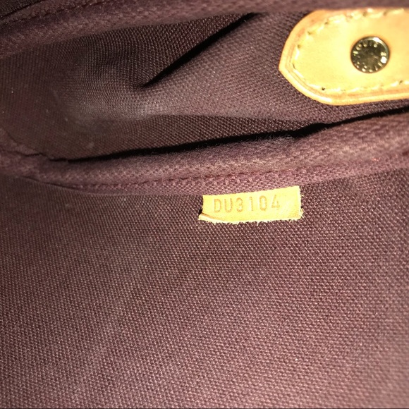 Louis Vuitton Favorite MM - Picture 6 of 8