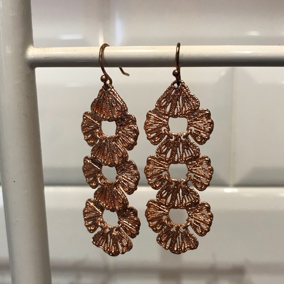 Stella & Dot Earrings - Picture 1 of 4