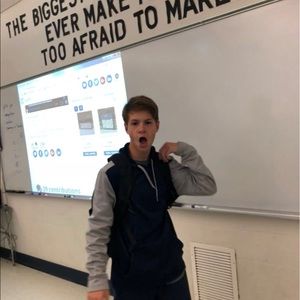 Meet your Posher, Jonathan