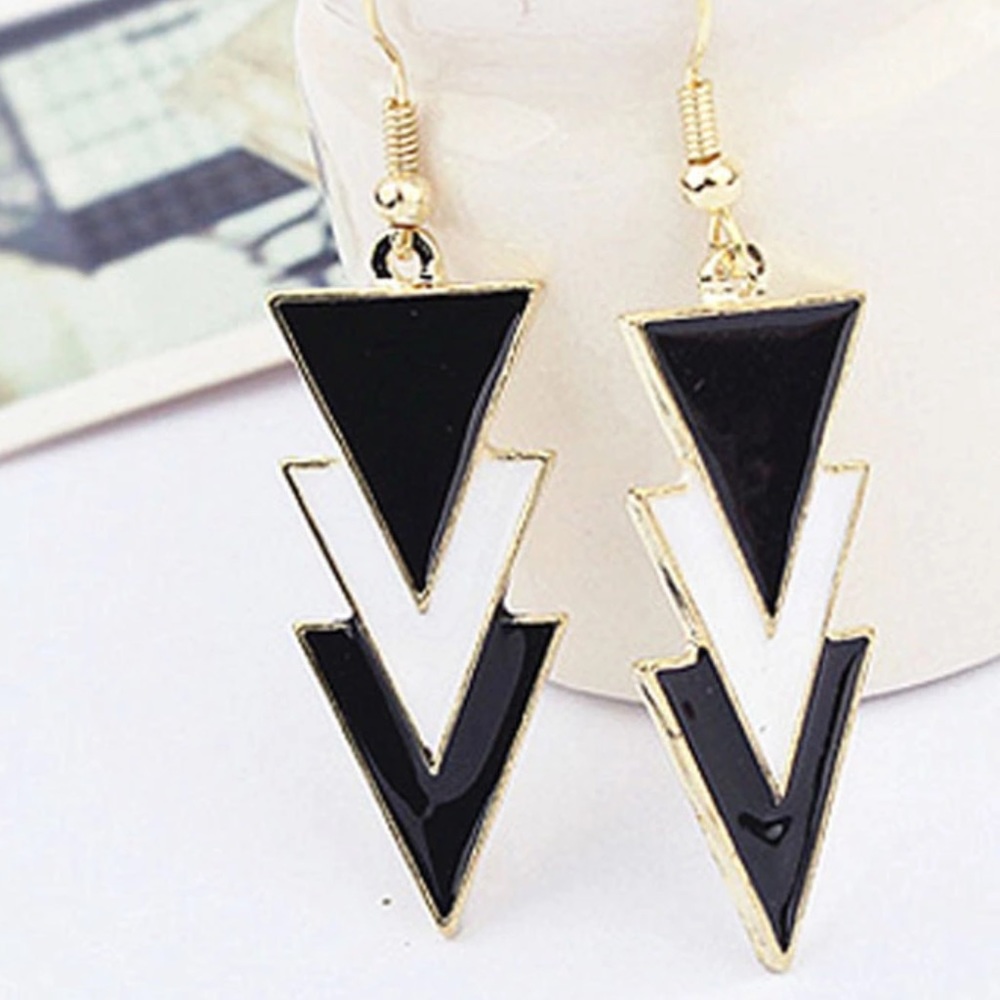 Triangle Earrings (Z22) - Picture 3 of 3