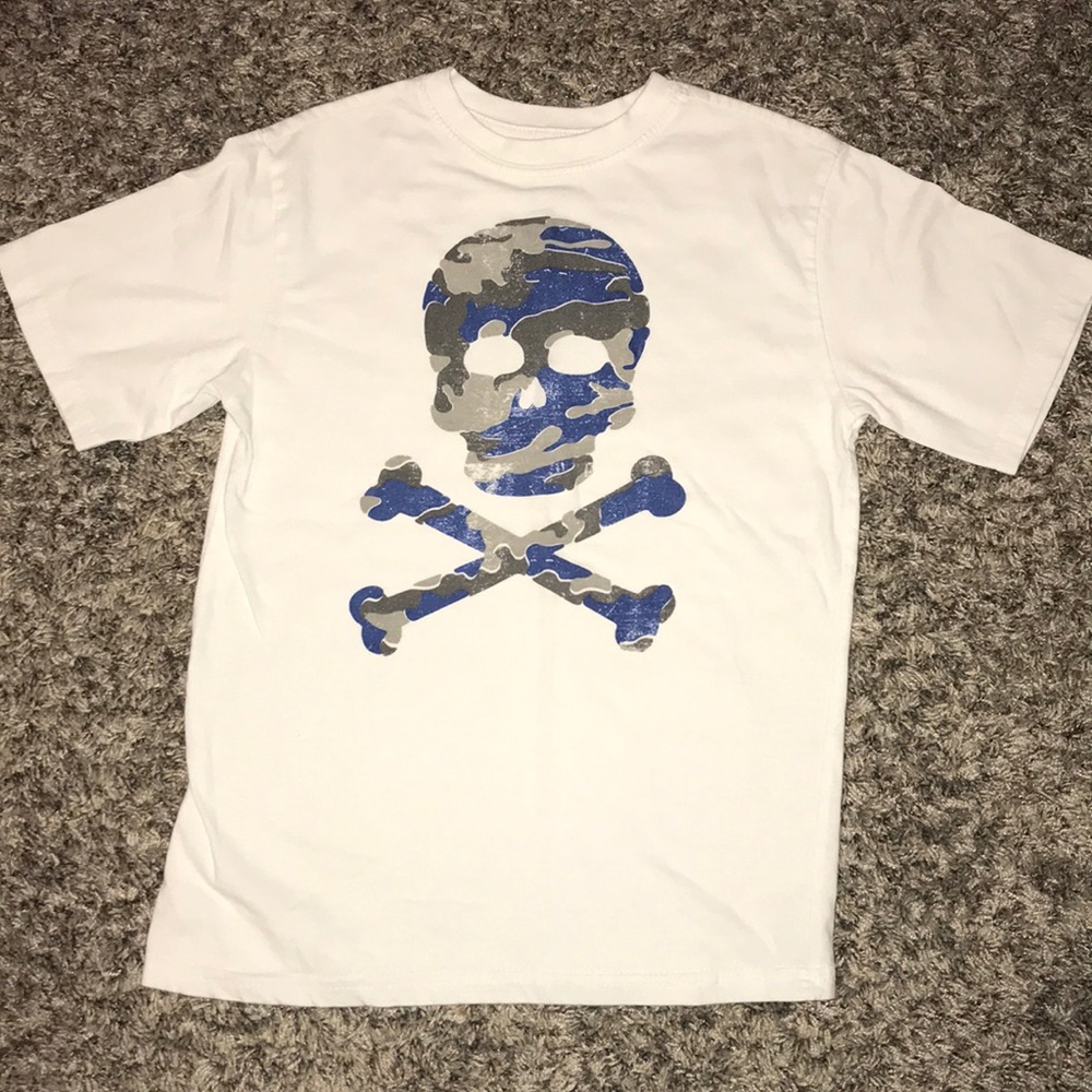 Faded Glory | white skull tee